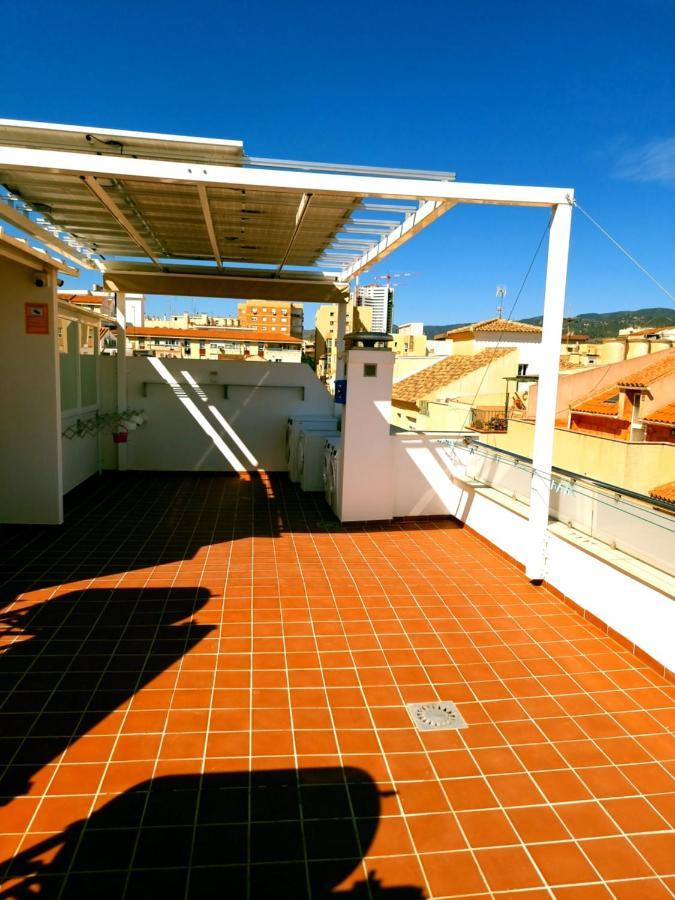 Apartamentos Elemar Free Luggage Storage Малага Экстерьер фото