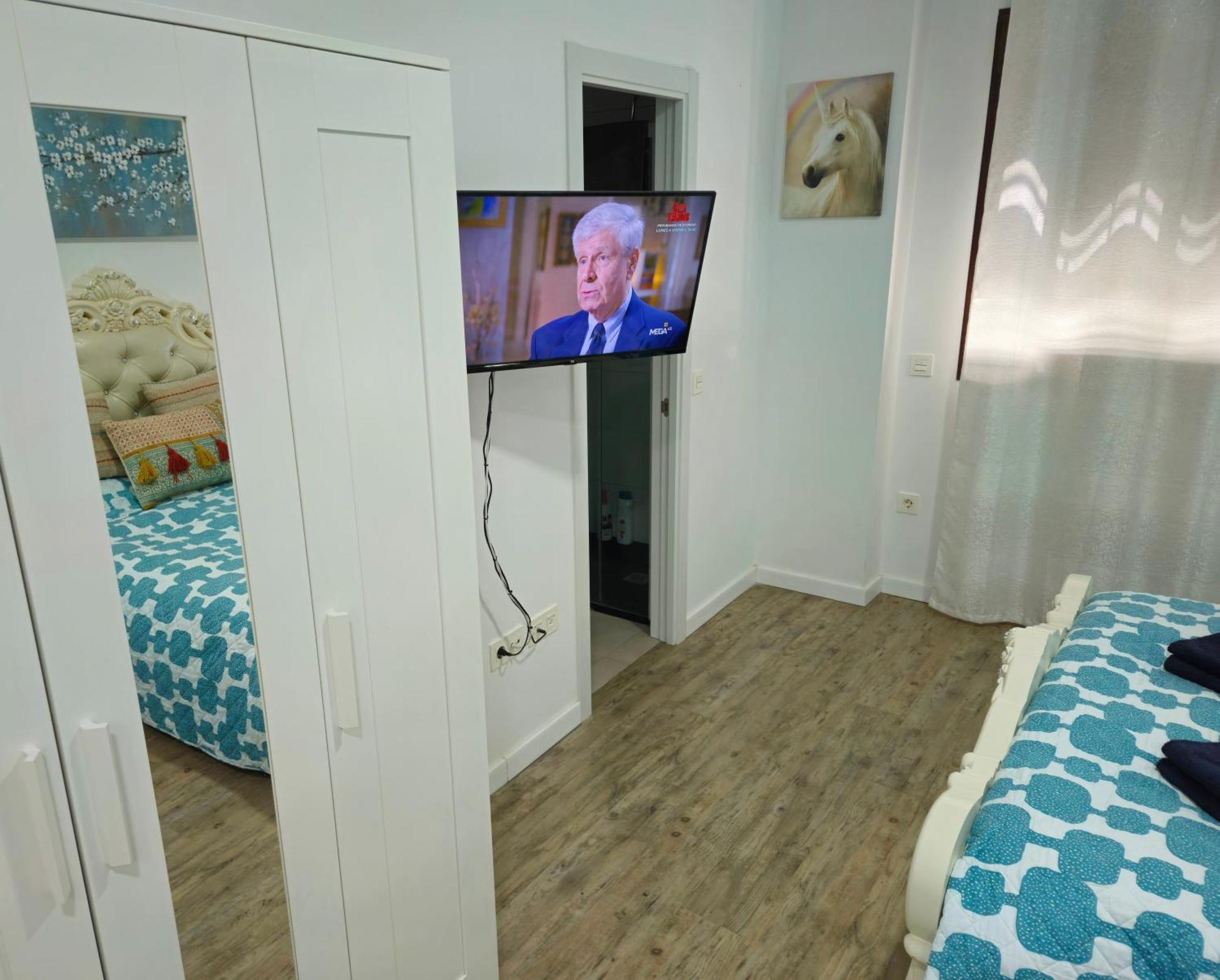 Apartamentos Elemar Free Luggage Storage Малага Номер фото